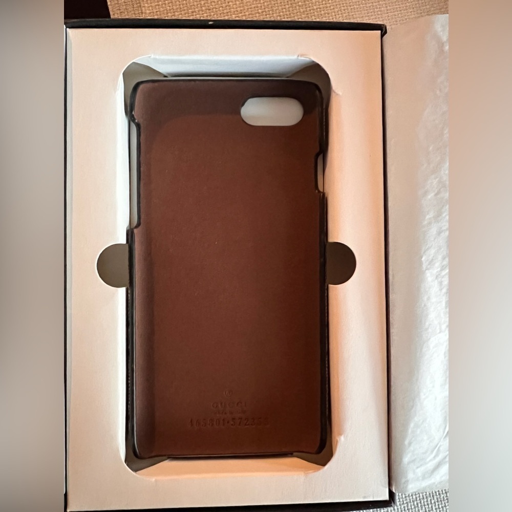 Gucci iPhone 7/8 Phone Case GG Blind For Love Bee Brown NIB - Picture 3 of 13